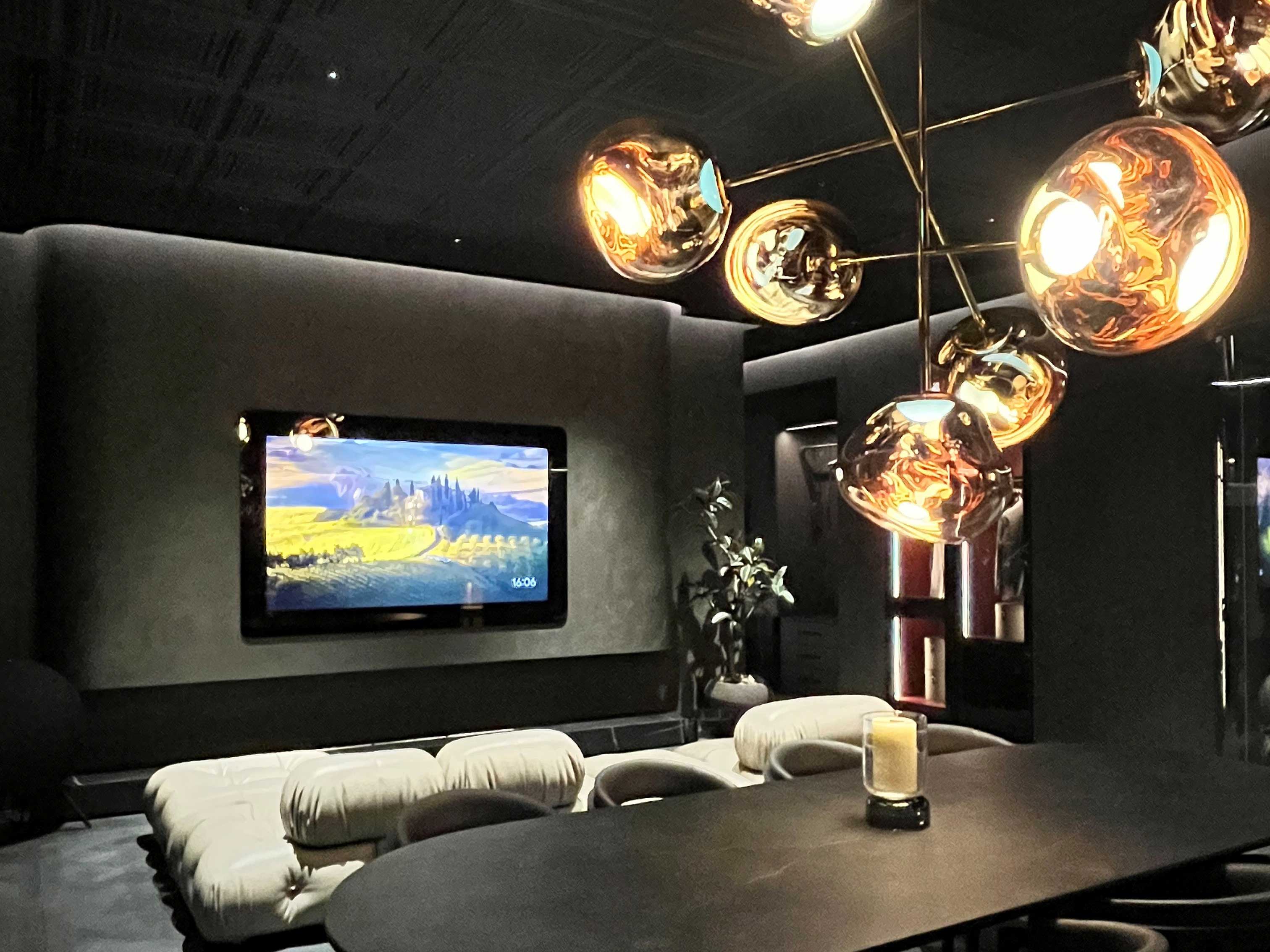 KOIZUMI showroom with KOHLER 南青山ショールーム